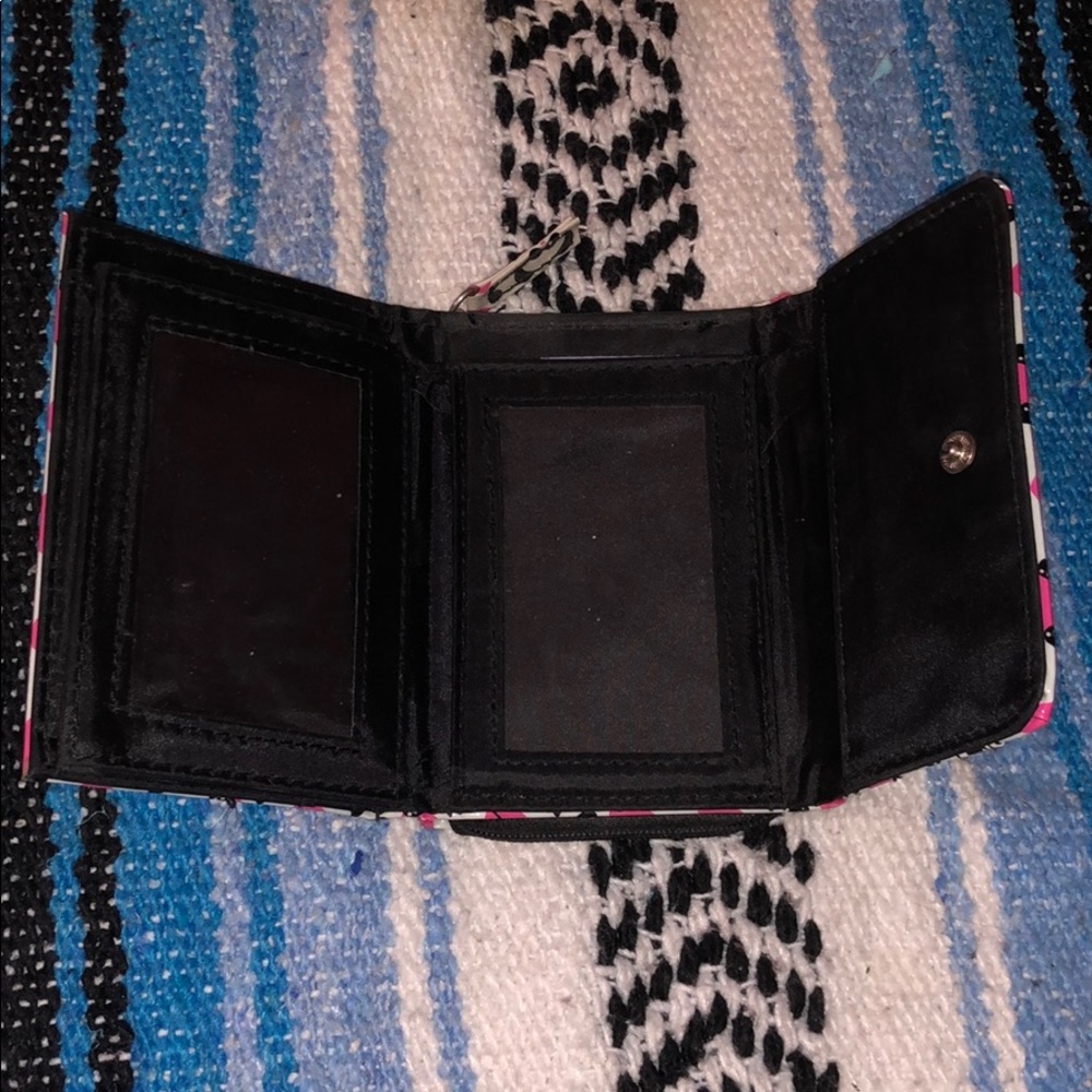 Wallet - Picture 2 of 4